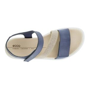 ECCO Flowt Nubuck Flat Sandal